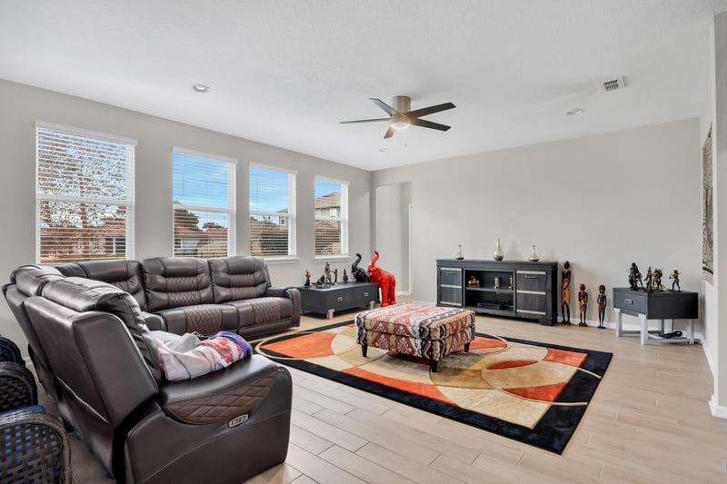 Photo 18 of 15814 Whitebark Dr, Jacksonville, FL 32218, photographed by Megapixeler
