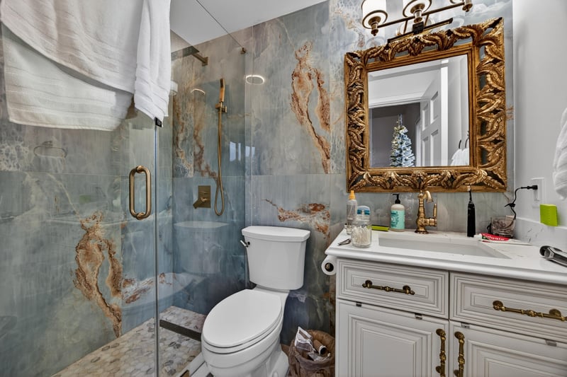 Bathroom 4 at 7987 Hollyridge Rd, Jacksonville, FL 32256