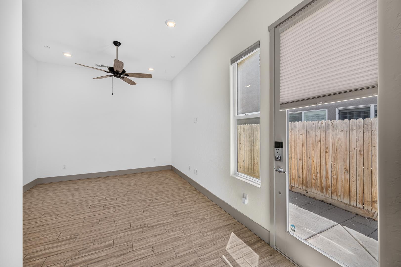 655 Huntington Ave, photo 52