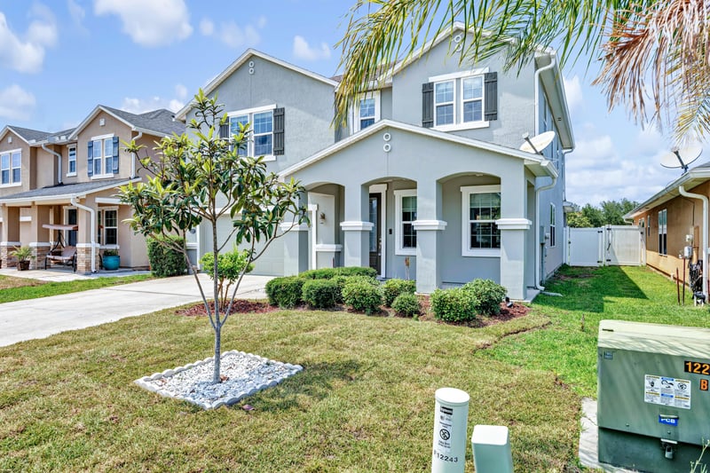 Photo 4 of 12237 Woodview Dr, Jacksonville, FL 32246, photographed by Megapixeler