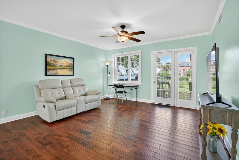 Photo 14 of 1568 Palm Ave, Jacksonville, FL 32207, photographed by Megapixeler
