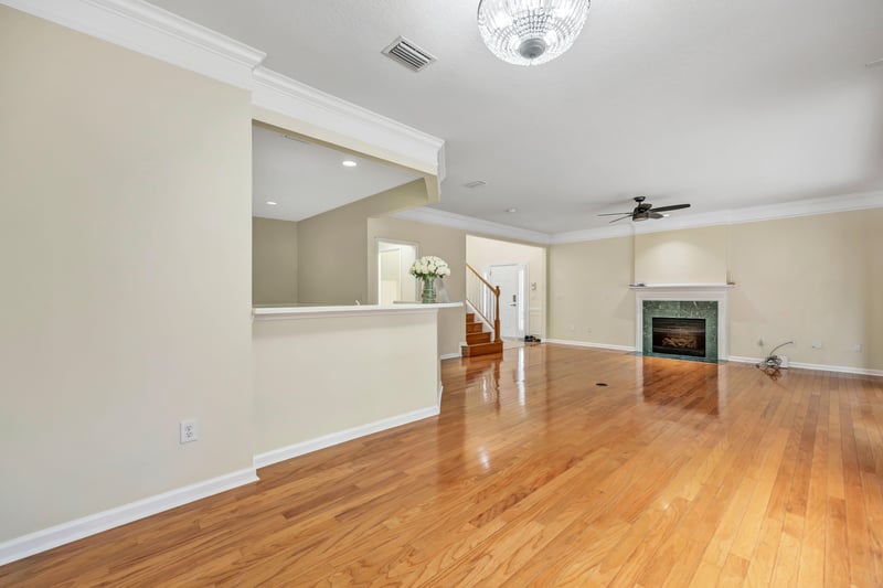 Photo 10 of 3895 Lionheart Dr, Jacksonville, FL 32216, photographed by Megapixeler