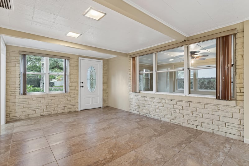Photo 7 of 6191 Mercer Cir E, Jacksonville, FL 32217, photographed by Megapixeler