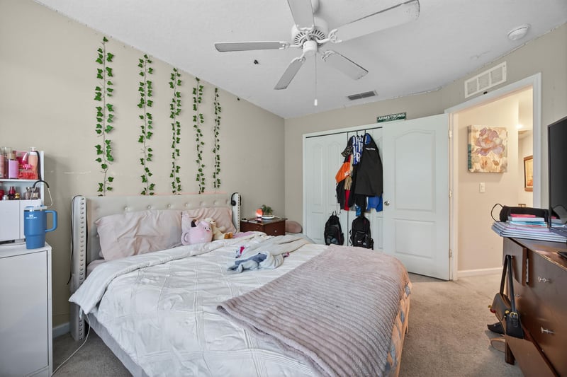 Photo 16 of 10302 Benson Lake Dr, Jacksonville, FL 32222, photographed by Megapixeler