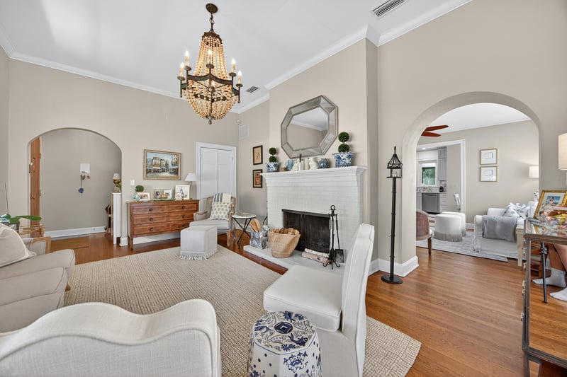 Photo 9 of 1152 Mapleton Rd, Jacksonville, FL 32207, photographed by Megapixeler