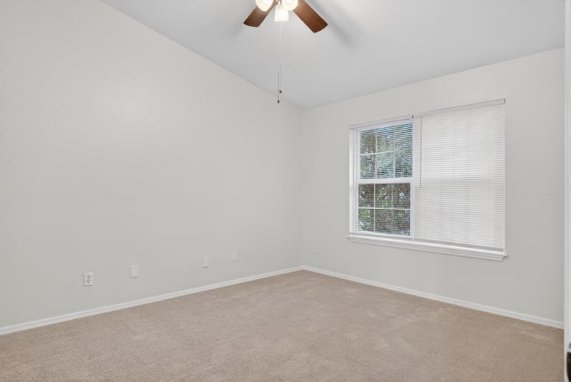 Bedroom 2 at 13810 Sutton Park Dr N #237, Jacksonville, FL 32224