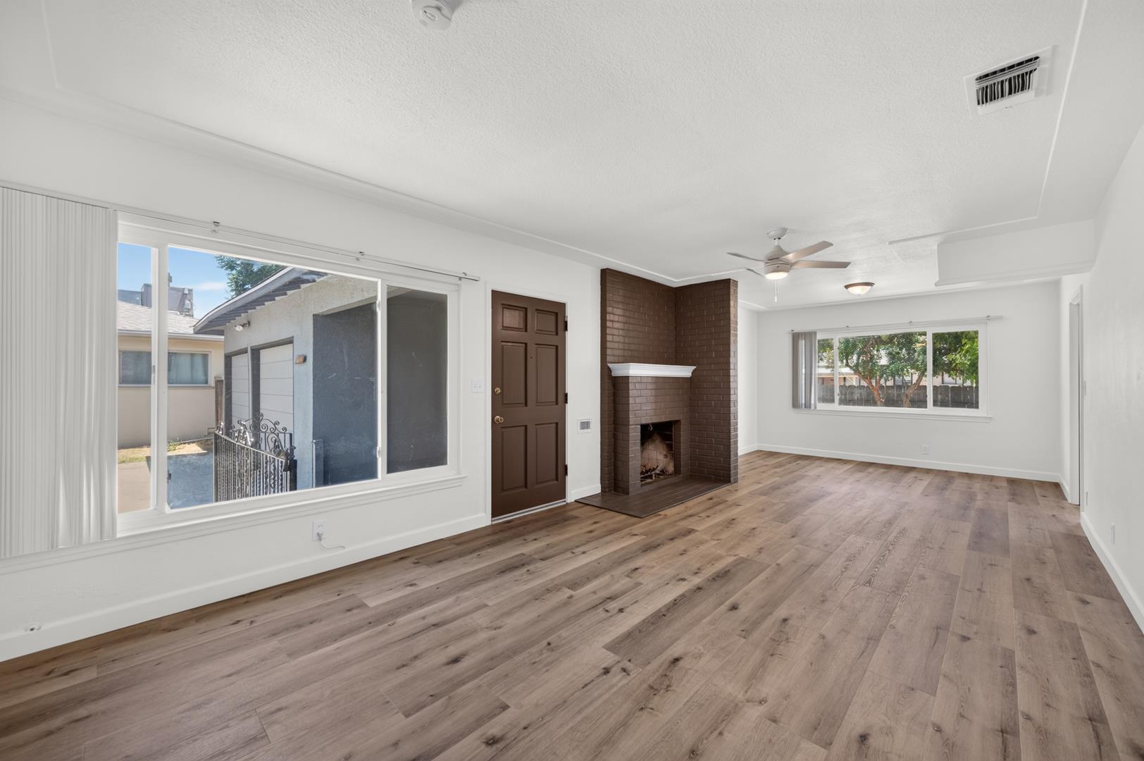 2302 E Fedora Ave, photo 18