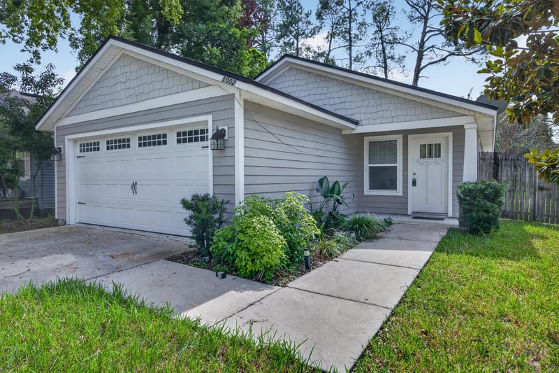 Front entry walkway and shrubs at 1002 Ingleside Ave, Jacksonville, FL 32205