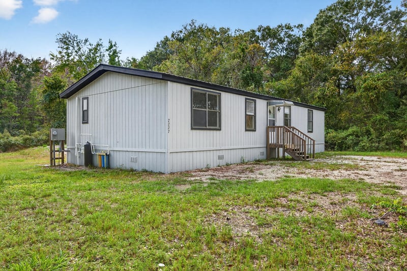 Photo 4 of 2227 SE 138th Dr, Starke, FL 32091, photographed by Megapixeler