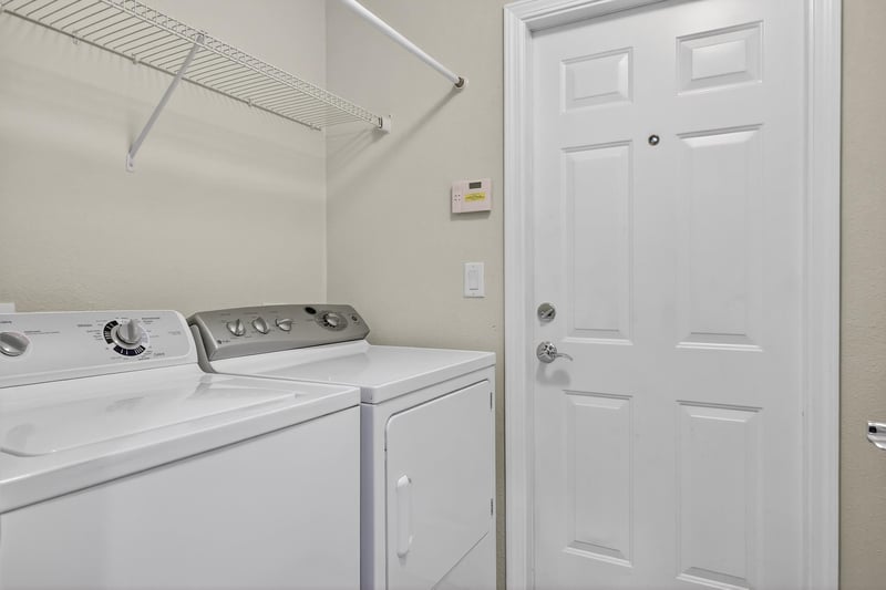 Laundry at 9080 Sweet Tree Trail, Jacksonville, FL 32256