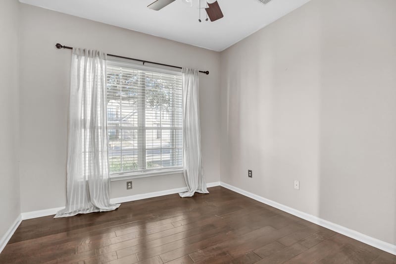 Photo 13 of 11000 Castlemain Cir E, Jacksonville, FL 32256, photographed by Megapixeler