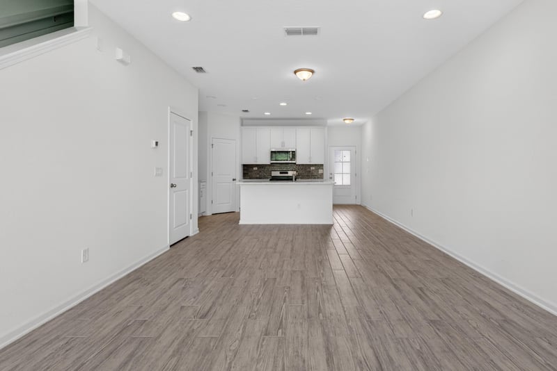 Photo 8 of 491 Brandon Lks Dr, Jacksonville, FL 32223, photographed by Megapixeler