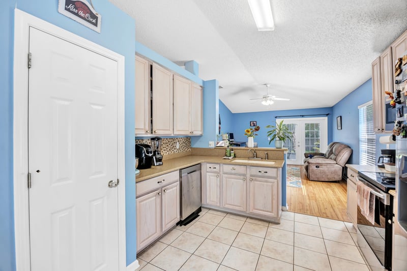 Photo 17 of 1374 Brookgreen Way, Orange Park, FL 32003, photographed by Megapixeler