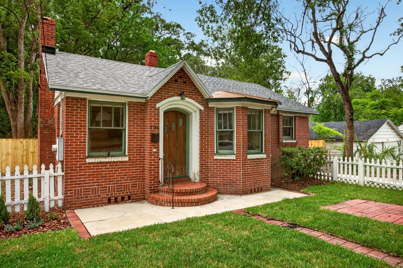 Photo 2 of 3766 Sommers St, Jacksonville, FL 32205, photographed by Megapixeler