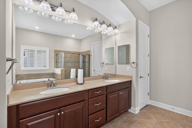 Bathroom with double sink vanity at 276 Cross Ridge Dr, Ponte Vedra Beach, FL 32081