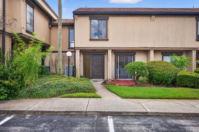Photo 2 of 7622 Las Palmas Way, Jacksonville, FL 32256, photographed by Megapixeler