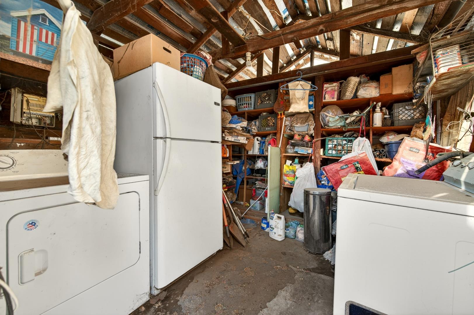 435 N Alta Ave, photo 73