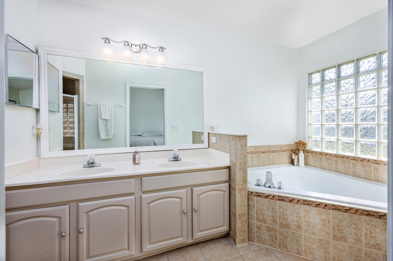 Photo 24 of 526 Silverbell Ct, Jacksonville, FL 32259, photographed by Megapixeler