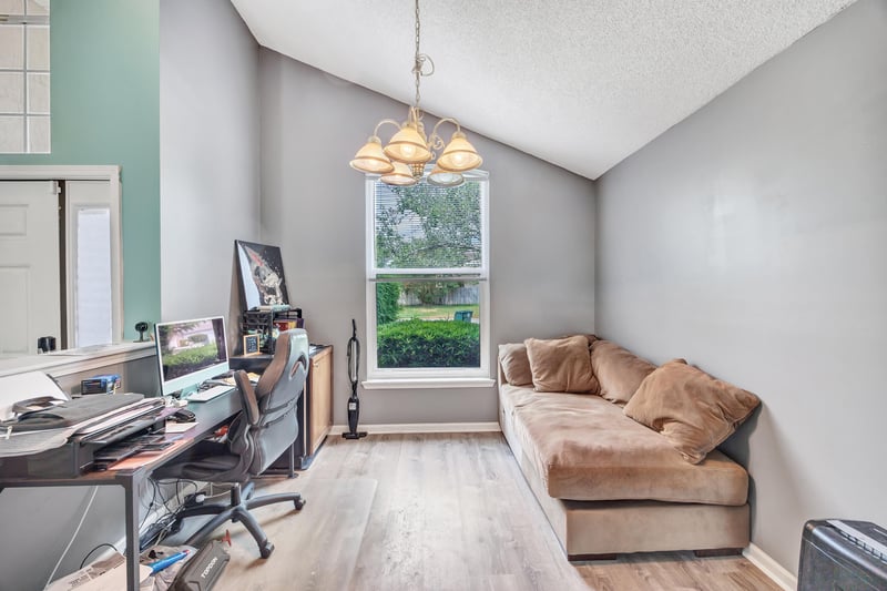 Photo 86 of 3719 Sea Hawk St E, Jacksonville, FL 32224, photographed by Megapixeler