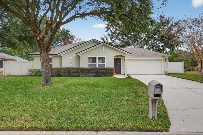 Photo 1 of 9719 Mayville Dr E, Jacksonville, FL 32222, photographed by Megapixeler
