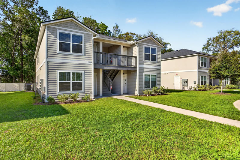 Photo 6 of 7650 Mailes Ct, Jacksonville, FL 32210, photographed by Megapixeler