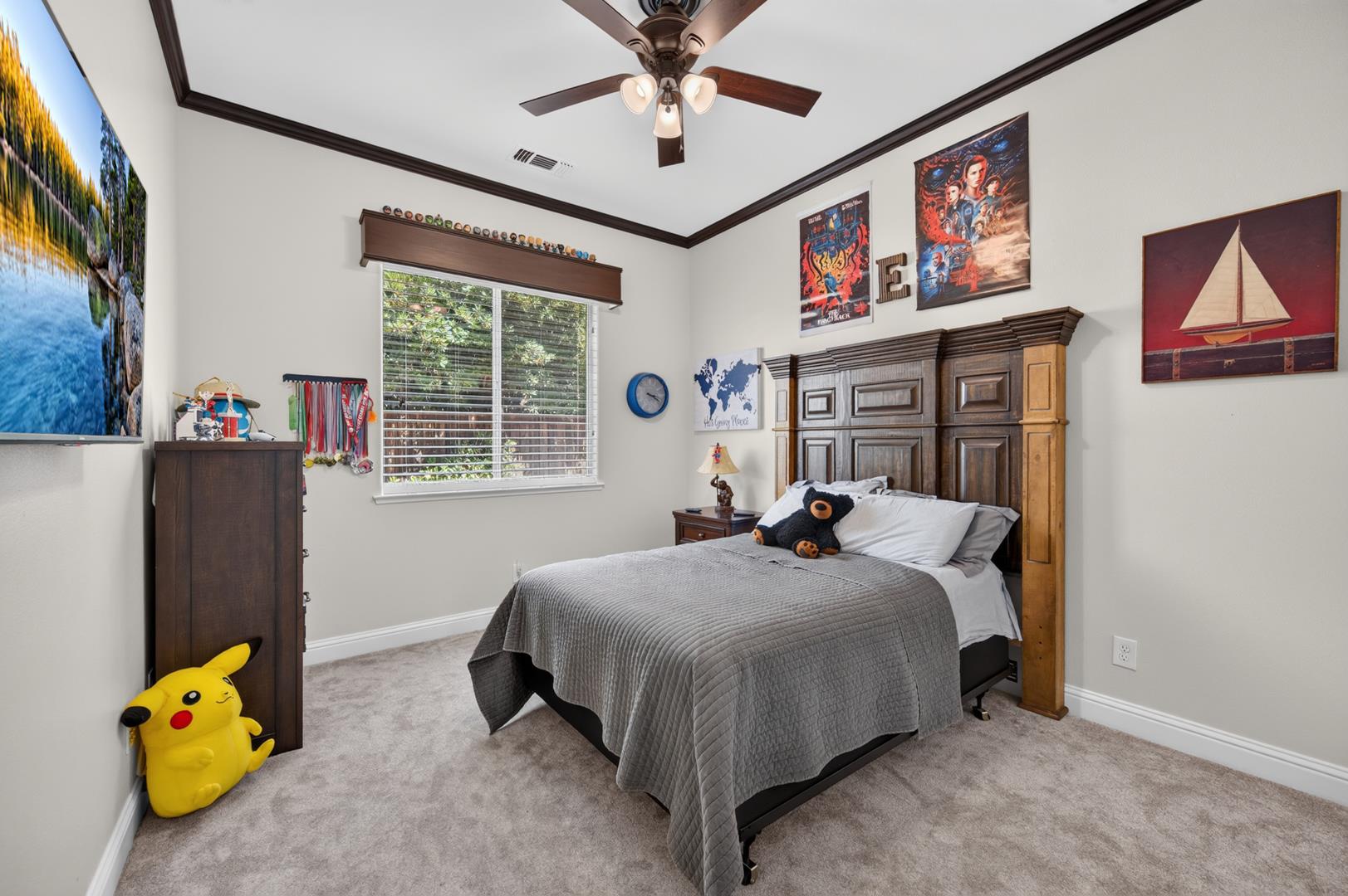 633 W Richmond Ave, photo 71