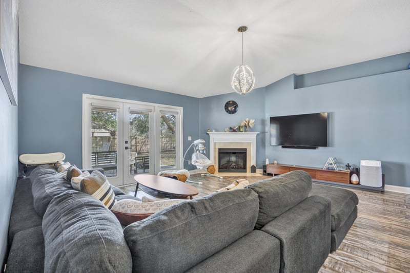 Photo 6 of 641 Lookout Lakes Dr, Jacksonville, FL 32220, photographed by Megapixeler
