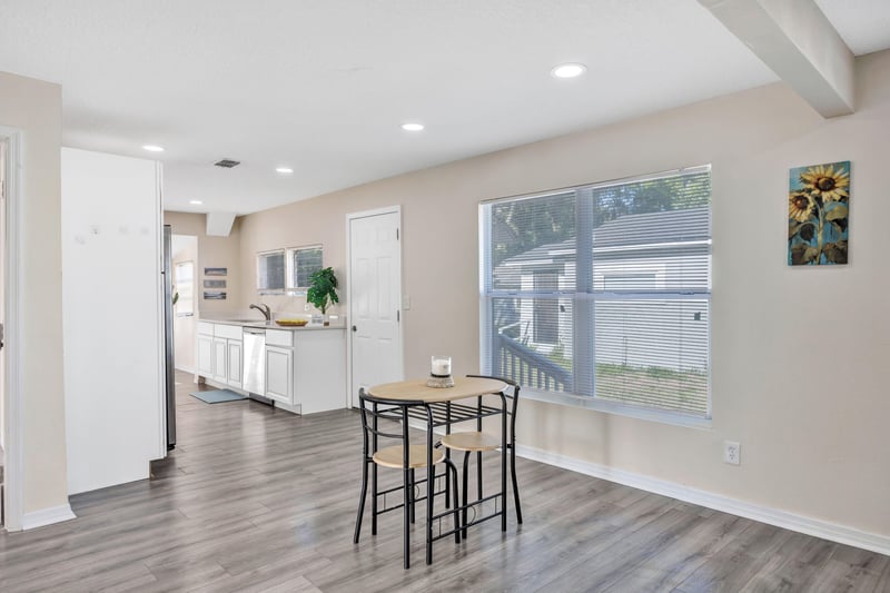 Photo 10 of 432 Tallulah Ave, Jacksonville, FL 32208, photographed by Megapixeler