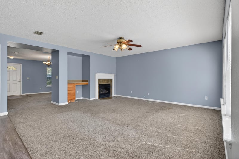 Family Room at 2454 Britney Lakes Ln, Jacksonville, FL 32221