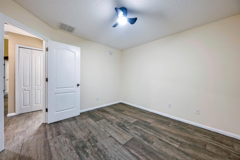 Photo 37 of 10899 Birchard Ln, Jacksonville, FL 32257, photographed by Megapixeler