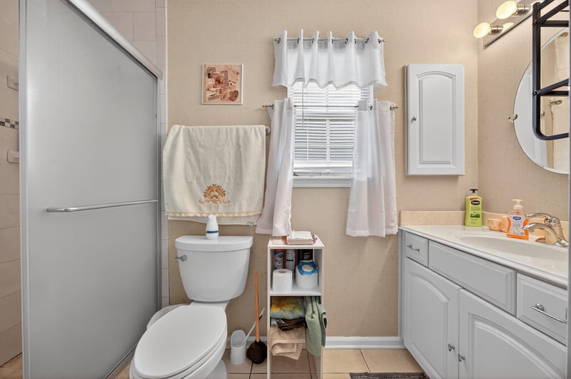 Photo 31 of 8959 Blaine Meadows Dr, Jacksonville, FL 32257, photographed by Megapixeler