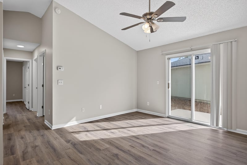 Photo 10 of 1460 Ellis Trace Dr W, Jacksonville, FL 32205, photographed by Megapixeler