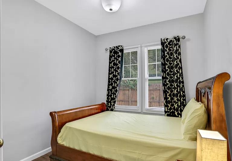 Photo 23 of 2587 Forbes St, Jacksonville, FL 32204, photographed by Megapixeler