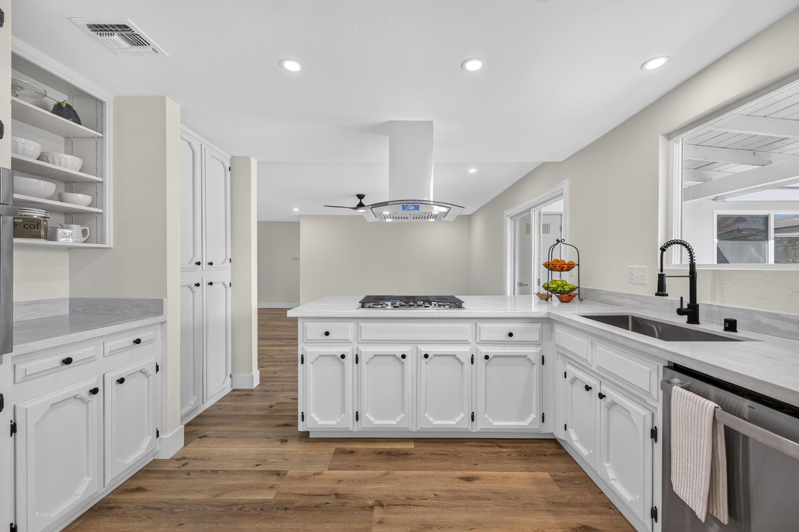 3208 E Palo Alto Ave, photo 35