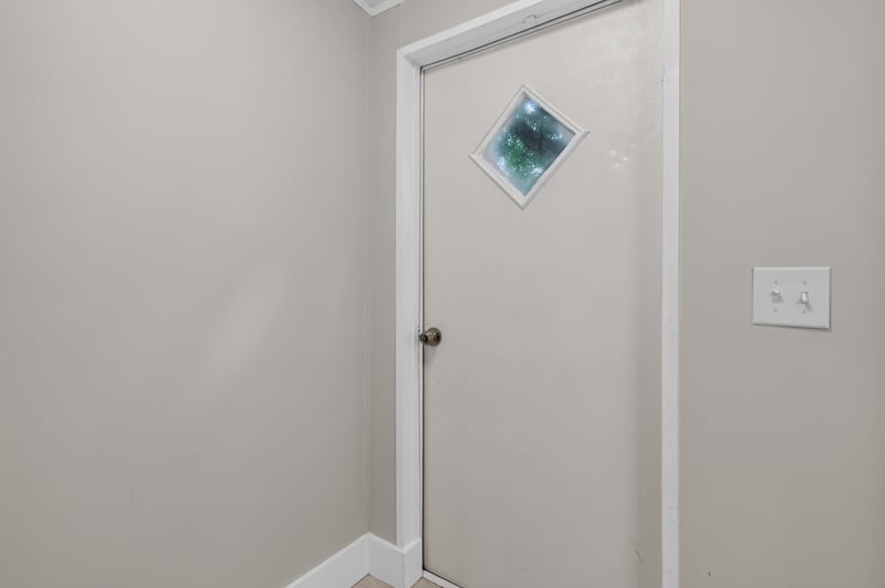 Closet with small window at 4565 Appleton Ave, Jacksonville, FL
