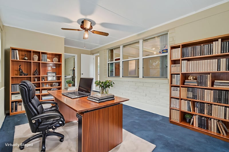 Photo 30 of 6191 Mercer Cir E, Jacksonville, FL 32217, photographed by Megapixeler