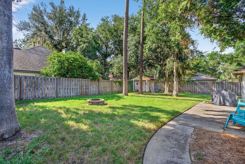 Photo 33 of 629 Hummingbird Ct, Jacksonville, FL 32259, photographed by Megapixeler
