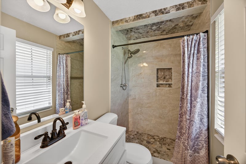 Primary Bathroom at 3627 County Road 218, Middleburg, FL 32068