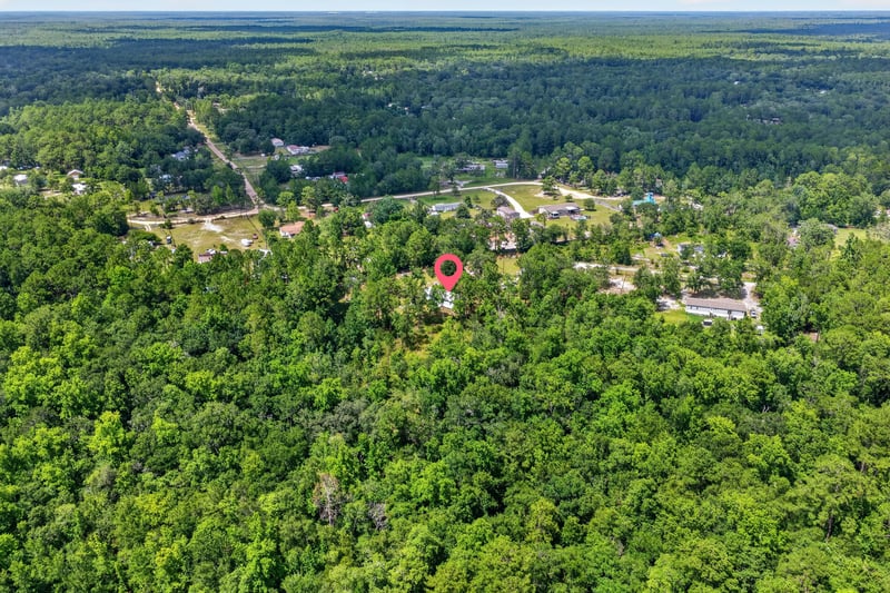 Aerial wide view marking the home's location in Middleburg, FL
