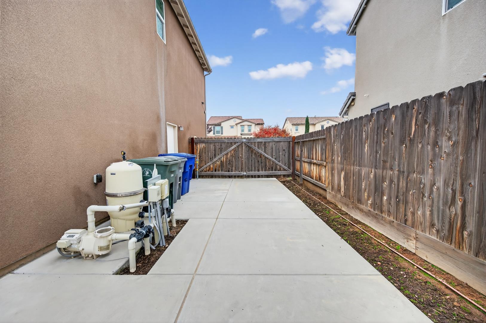 4379 Heritage Ave, photo 74