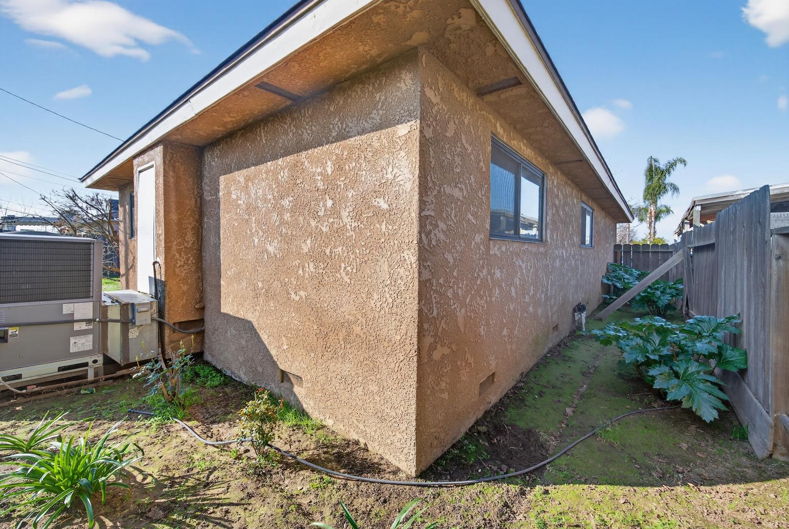 1335 Cindy Ave, photo 41