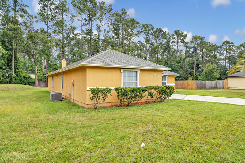 Photo 3 of 435 Jax Estates Dr N, Jacksonville, FL 32218, photographed by Megapixeler