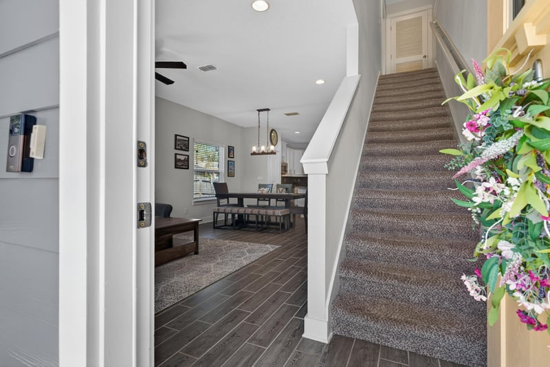 Photo 5 of 4329 Shirley Ave, Jacksonville, FL 32210, photographed by Megapixeler