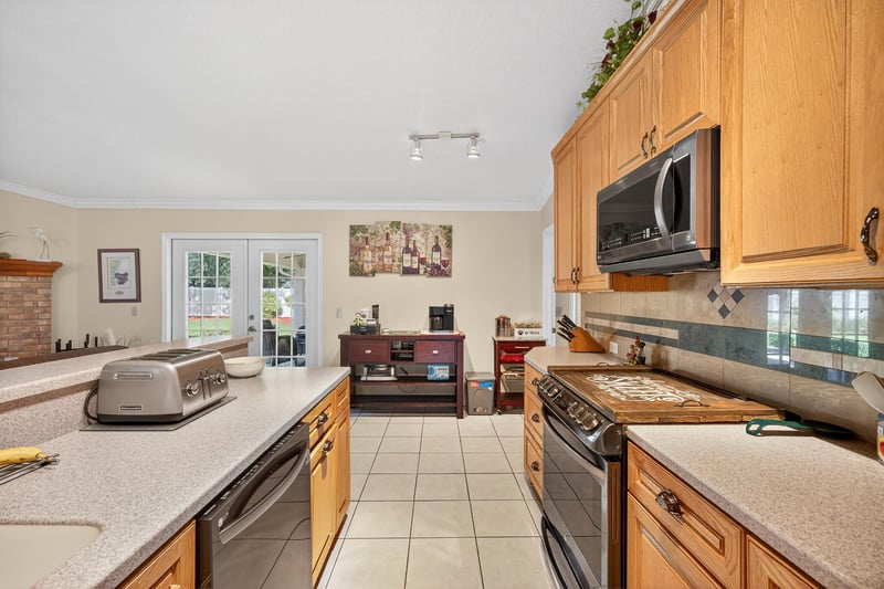 Photo 15 of 8959 Blaine Meadows Dr, Jacksonville, FL 32257, photographed by Megapixeler