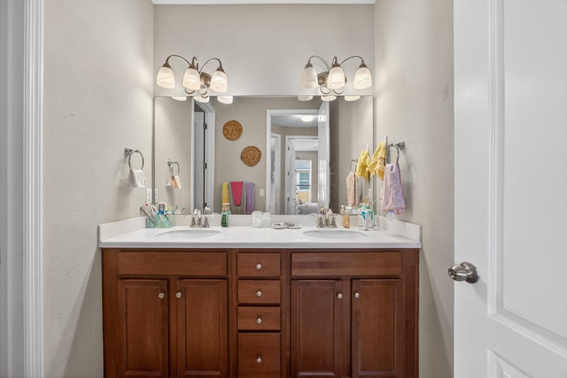 Photo 31 of 12118 Wynnfield Lakes Cir, Jacksonville, FL 32246, photographed by Megapixeler