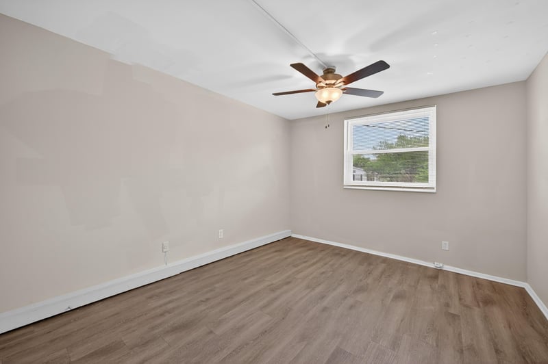 Bedroom at 7124 Ponce De Leon Ave #5b, Jacksonville, FL 32217