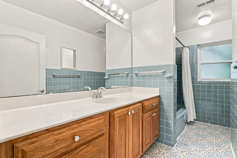 Photo 50 of 6871 Hyde Grove Ave, Jacksonville, FL 32210, photographed by Megapixeler