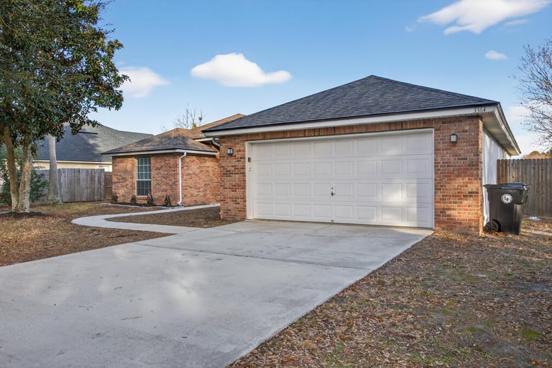 Photo 4 of 3364 Shelley Dr, Green Cove Springs, FL 32043, photographed by Megapixeler