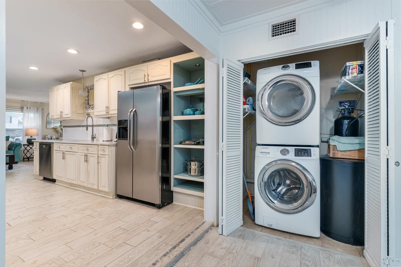 Laundry at 695 A1A N unit 38, Ponte Vedra Beach, FL 32082