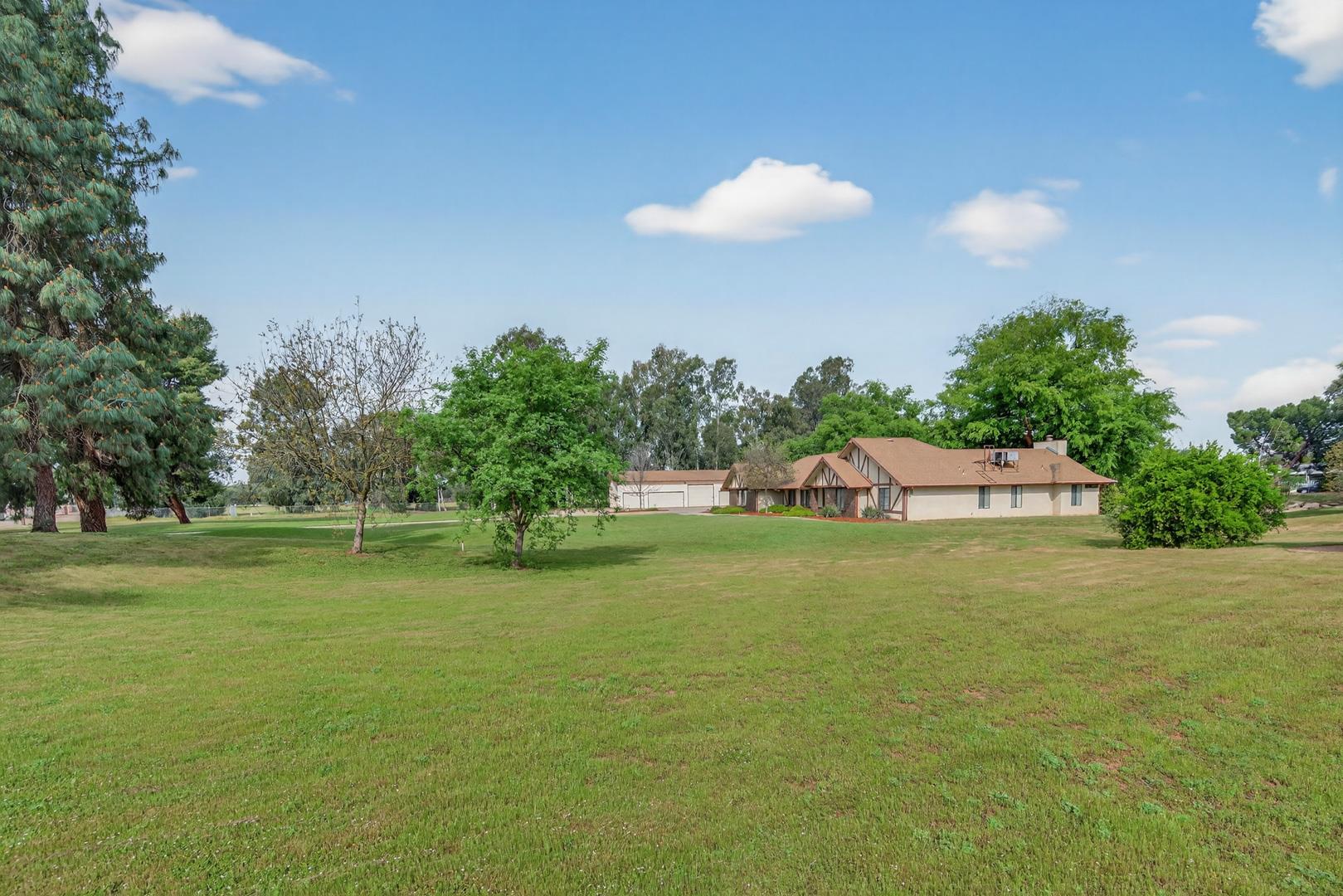 11640 E Sierra Ave, photo 68